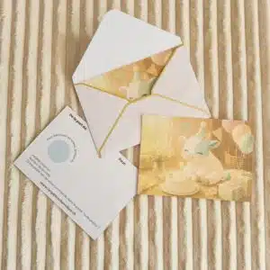 carte cadeau Les P'tites Chenoilles à offrir ou s'offrir. Pastille à gratter, montant de 10 à 200 chf | Fribourg, Suisse